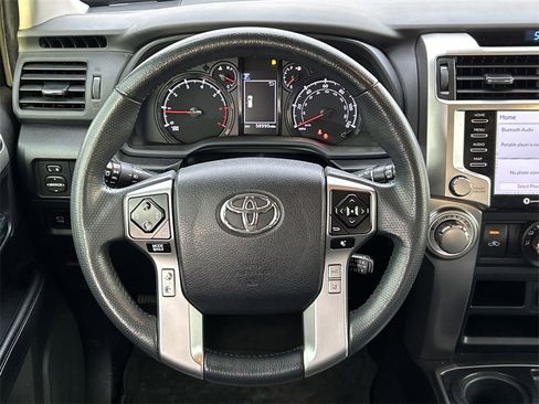 Used 2022 Toyota 4Runner SR5 Premium image 40