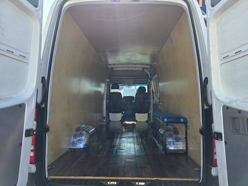 Used 2016 Mercedes-Benz Sprinter 3500 image 10