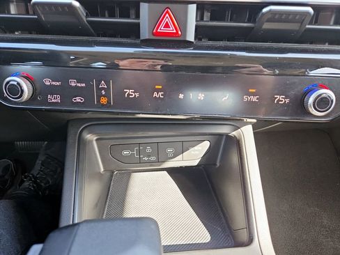 Used 2025 Kia K5 LXS image 25