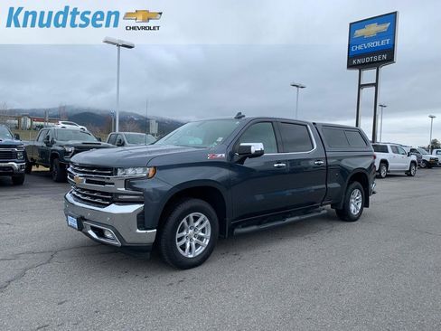 Used 2019 Chevrolet Silverado 1500 LTZ w/ LTZ Plus Package image 3
