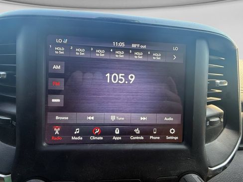 Used 2021 RAM 2500 Laramie AWD/4WD image 25