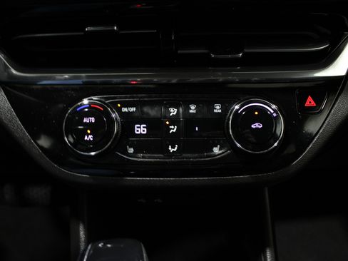 Used 2024 Buick Envista Sport Touring w/ Convenience I Package image 21