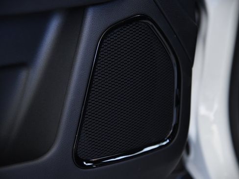 New 2025 Jeep Compass Latitude w/ Altitude Special Edition image 17