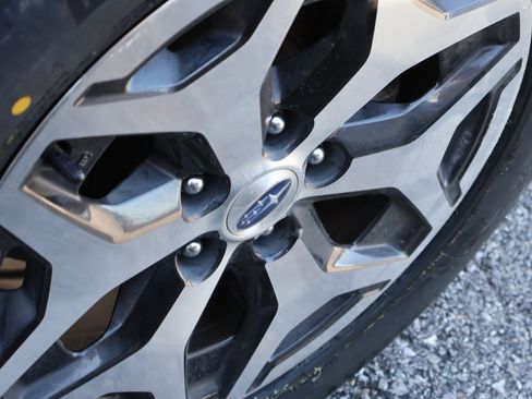 Used 2023 Subaru Forester Premium image 24