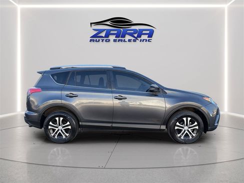 Used 2016 Toyota RAV4 LE AWD/4WD image 8