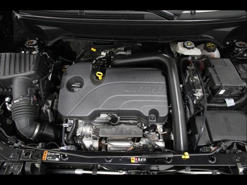 Certified 2024 Chevrolet Equinox LS w/ LS Convenience Package image 19