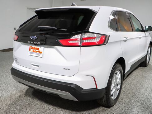 Used 2022 Ford Edge SEL w/ Convenience Package AWD/4WD image 7