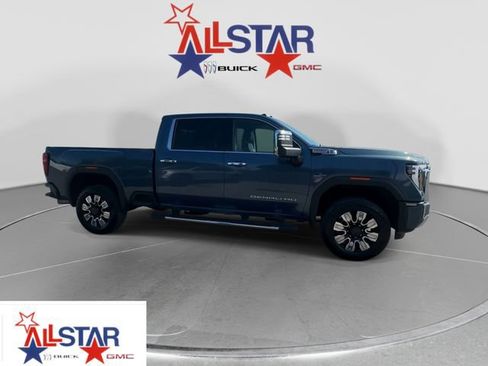 Used 2025 GMC Sierra 2500 Denali AWD/4WD image 1
