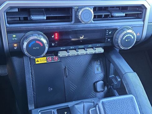 Used 2025 Toyota 4Runner TRD Off-Road Premium image 27