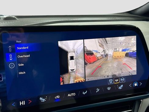 New 2026 Chevrolet Equinox EV LT image 15