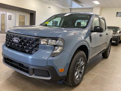 New 2025 Ford Maverick XLT w/ Equipment Group 301A image 4