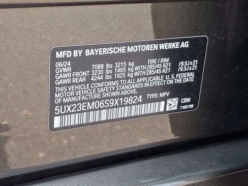 Used 2025 BMW X7 xDrive40i AWD/4WD image 28