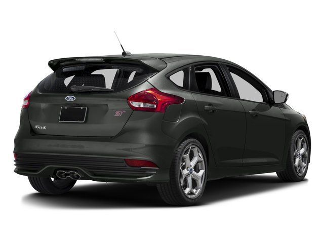Used 2016 Ford Focus ST FWD image 2
