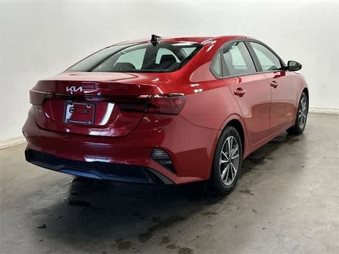 Used 2023 Kia Forte LXS image 31