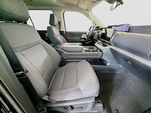 Used 2025 Ford Expedition Max Active image 21