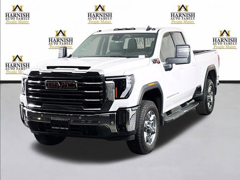 Used 2025 GMC Sierra 2500 SLE w/ SLE Value Package; AWD/4WD image 3