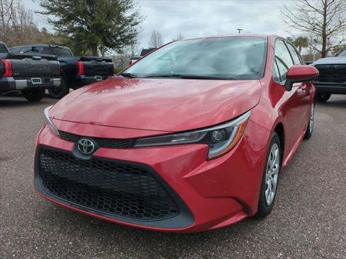Certified 2021 Toyota Corolla LE image 2