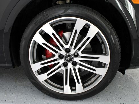 Used 2019 Audi SQ5 Premium Plus w/ Premium Plus Package image 81