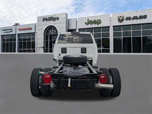 New 2026 RAM 5500 Tradesman w/ Chrome Appearance Group image 5