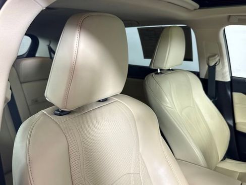 Used 2022 Lexus RX 350L Luxury w/ Accessory Package (Z1) FWD image 34