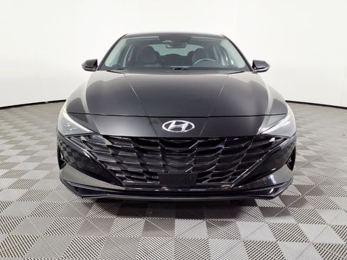 Certified 2023 Hyundai Elantra Limited w/ Cargo Package FWD image 2