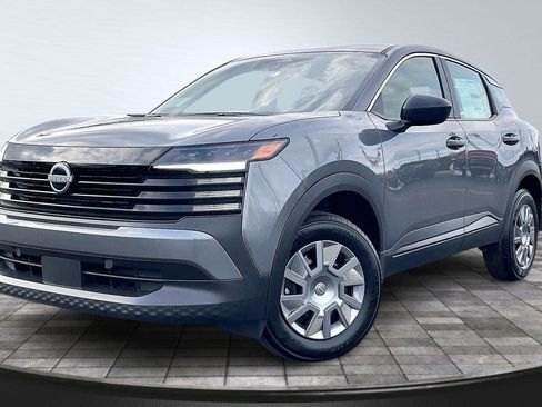 New 2026 Nissan Kicks S image 2