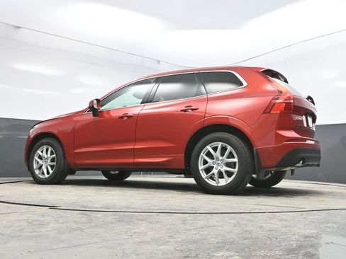 Used 2018 Volvo XC60 T5 Momentum w/ Convenience Package image 35