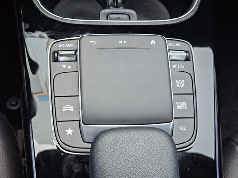 Used 2023 Mercedes-Benz CLA 250 image 24