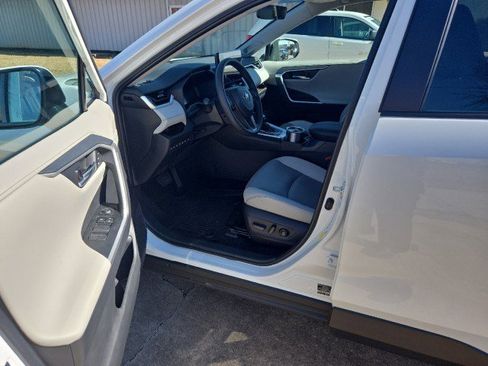 Used 2024 Toyota RAV4 Limited w/ Advanced Technology Package image 10