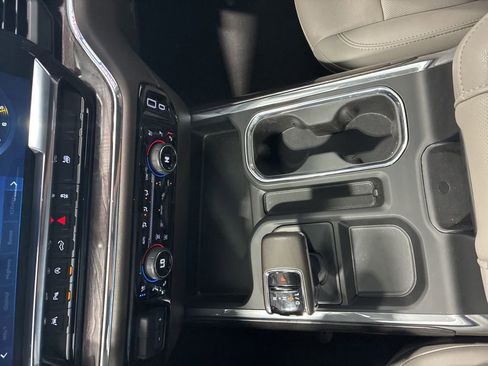 Used 2024 Chevrolet Silverado 1500 LTZ w/ Technology Package image 34