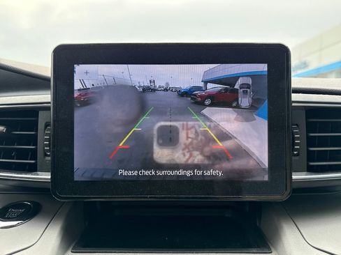 Used 2023 Ford Explorer XLT w/ Equipment Group 202A image 24