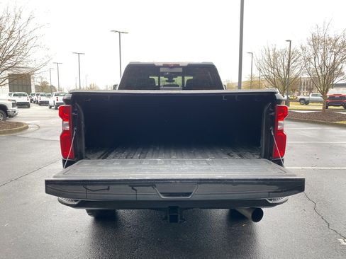 Used 2021 Chevrolet Silverado 2500 LTZ w/ Z71 Chrome Sport Edition image 11