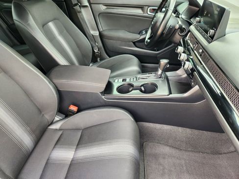 Used 2024 Honda Civic Sport image 13