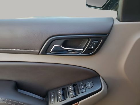 Used 2018 Chevrolet Tahoe Premier w/ RST 6.2L Performance Edition image 25