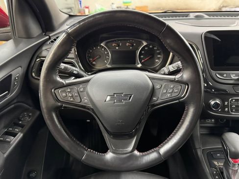 Used 2022 Chevrolet Equinox RS w/ RS Leather Package AWD/4WD image 19