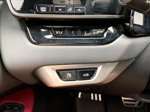 Used 2023 Lexus RX 500h F Sport w/ Accessory Package (Z1) AWD/4WD image 35