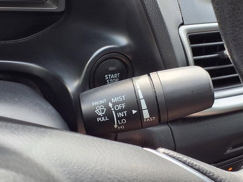 Used 2017 MAZDA MAZDA3 Sport image 20