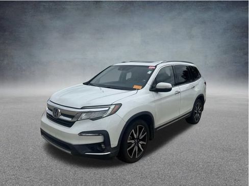 Used 2022 Honda Pilot Touring image 3