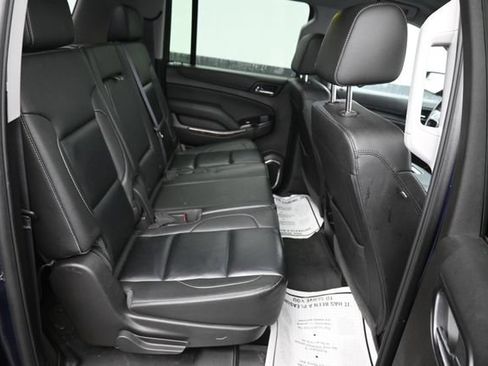 Used 2017 Chevrolet Suburban LT AWD/4WD image 8