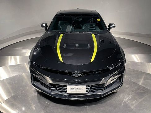 Used 2023 Chevrolet Camaro SS RWD image 17