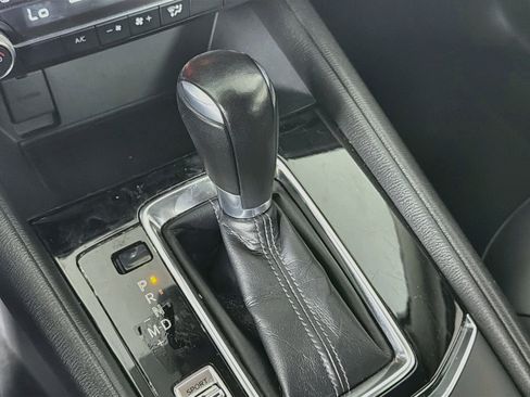 Used 2021 MAZDA CX-5 Touring FWD image 25