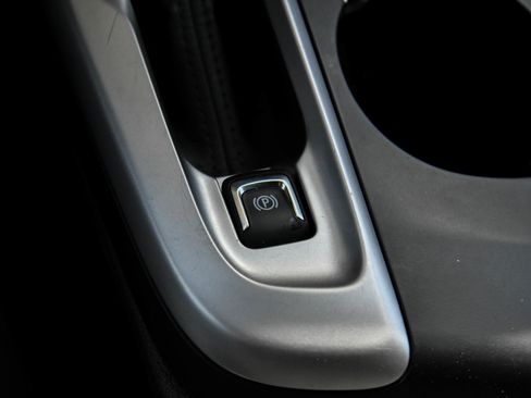 Used 2025 Buick Envista Preferred FWD image 28