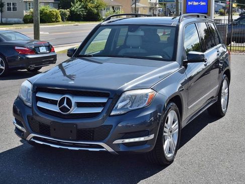 Used 2015 Mercedes-Benz GLK 350 4MATIC image 1