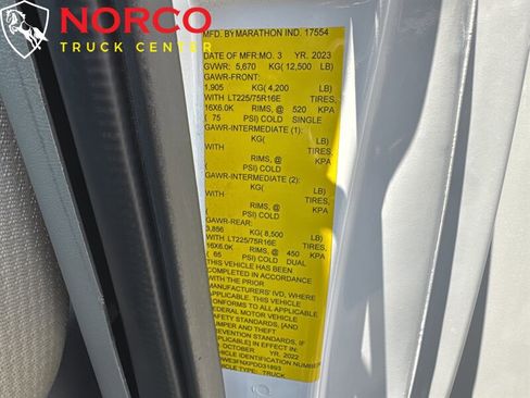 Used 2023 Ford E-350 and Econoline 350 Super Duty w/ Power Windows & Locks Group image 23