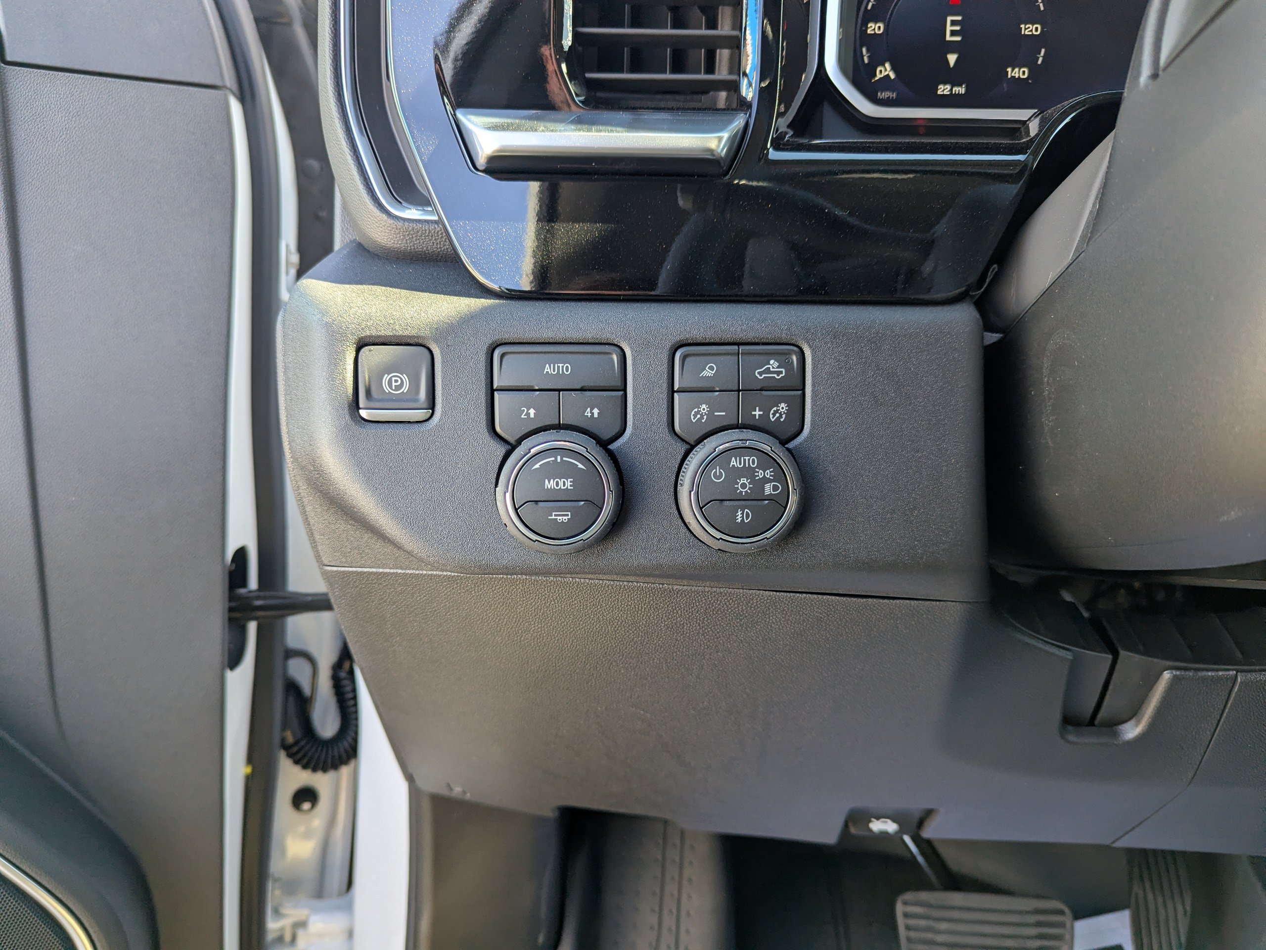 New 2026 Chevrolet Silverado 1500 RST AWD/4WD image 13
