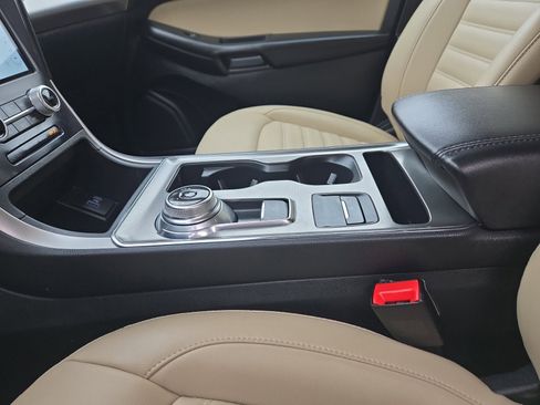 Certified 2022 Ford Edge SEL w/ Convenience Package image 22