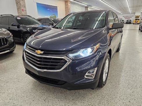 Used 2018 Chevrolet Equinox LT FWD image 1