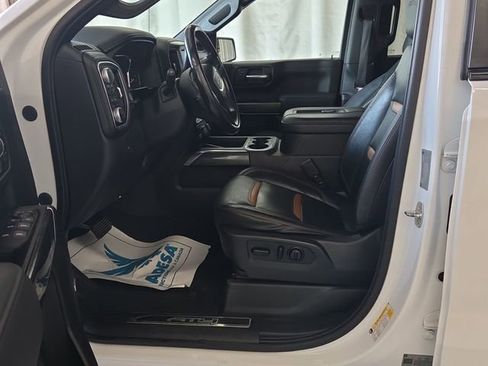 Used 2019 GMC Sierra 1500 AT4 w/ AT4 Premium Package image 9