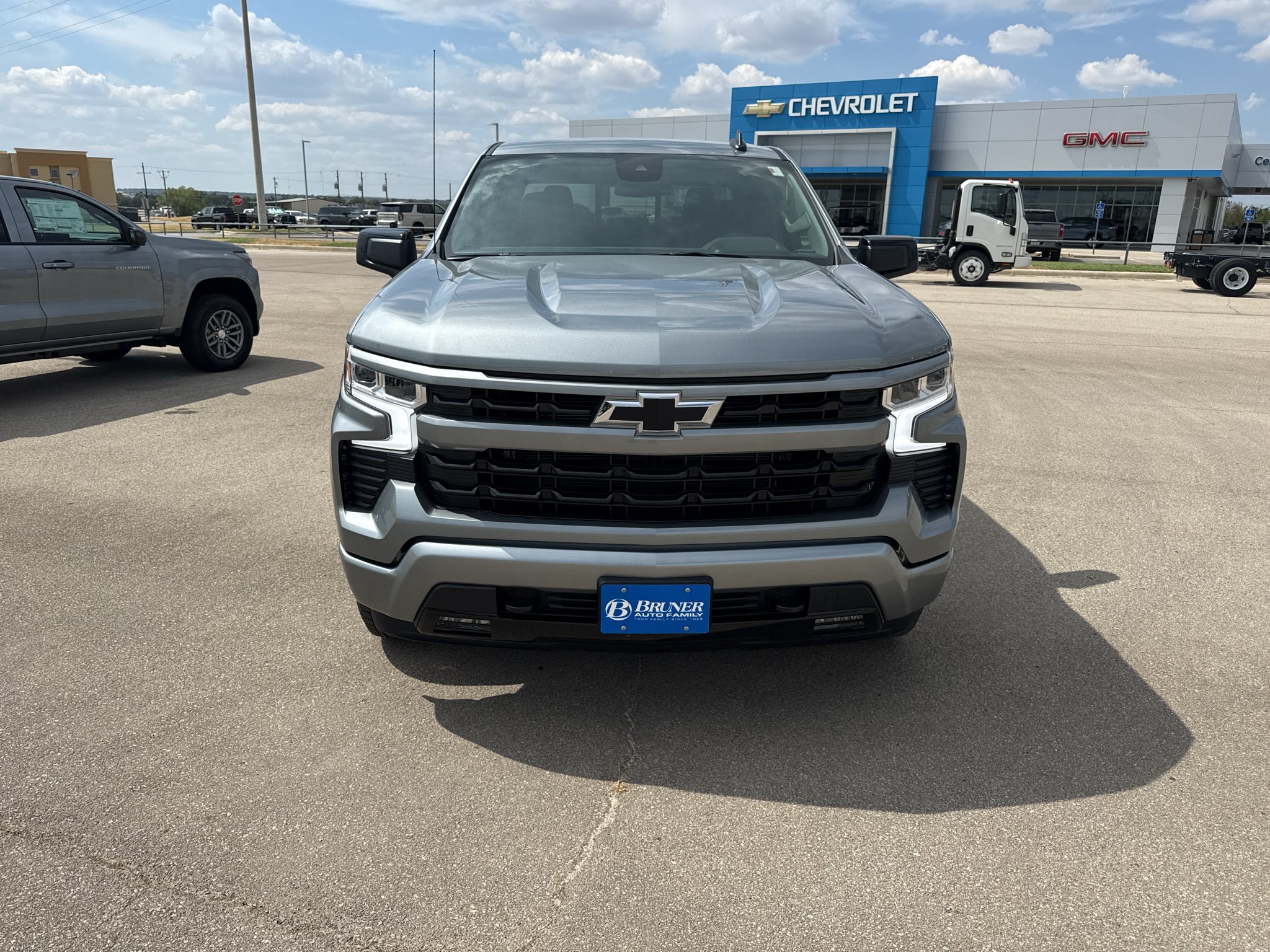 New 2026 Chevrolet Silverado 1500 RST w/ Convenience Package II AWD/4WD image 2