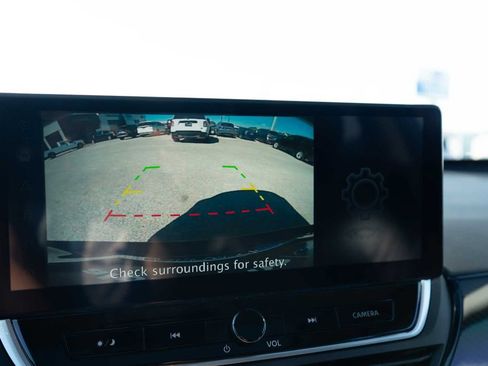 Used 2024 Nissan Altima 2.5 SR w/ SR Premium Package image 23